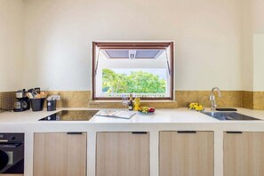 Dishwasher - Stylish retreat with tropical garden and pool - Coral Estate (Sint Willibrordus)