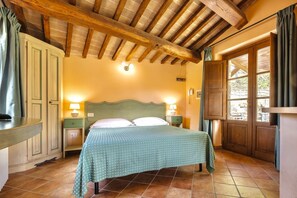 3 Schlafzimmer, Bügeleisen/Bügelbrett, Reisekinderbett