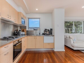 House, Balcony, Pool View | Private kitchen - Dreamtime Dune 3BRM (Fingal Head)