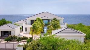 Exterior - Villa Felix Meritis 80 (Sint Willibrordus)