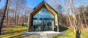 Waterfront Cabin w/ Hot Tub + Fire Pit + Sauna near French Lick, IN