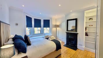 Iron/ironing board, WiFi