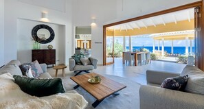 Living area - Oceanfront villa - infinity pool and private beach - Coral Estate (Sint Willibrordus)