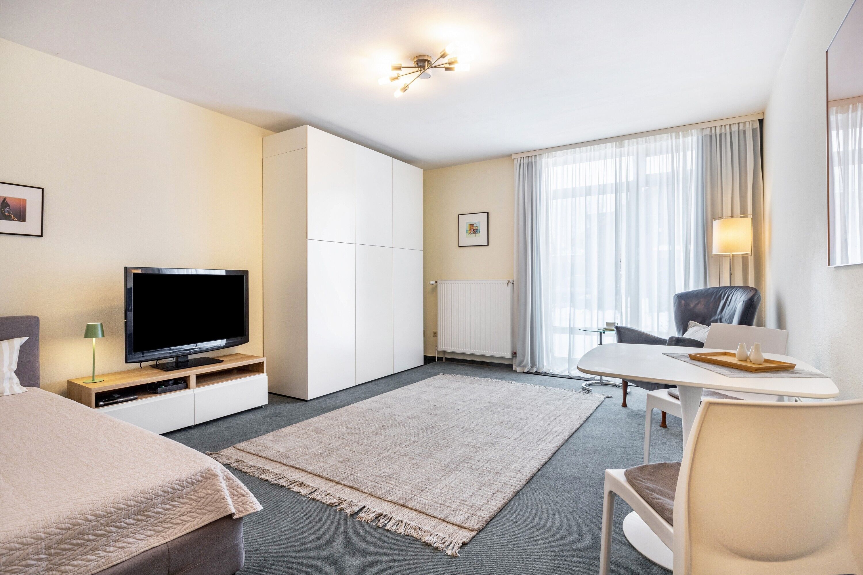 Fer et planche à repasser, Wi-Fi, draps fournis