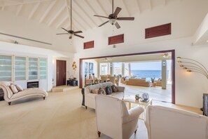 Living area - Elegant seaside retreat with private beach - Coral Estate (Sint Willibrordus)