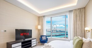 Apartment, Sea View - LUX Iconic Views at Palm Tower Suite 6 (Dubai)