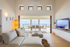 Living area - Spacious Caribbean villa with private pool - Coral Estate (Sint Willibrordus)