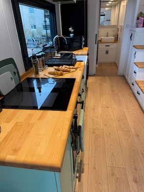 Apartment | Private kitchen - Old Mill Tiny Homes (Yarm)