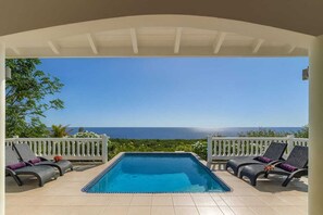 Pool - Elegant villa with panoramic sea views - Coral Estate (Sint Willibrordus)