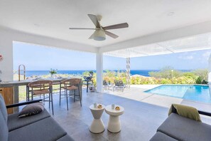 Pool - Tropical hideaway with private pool and ocean view - Coral Estate (Sint Willibrordus)
