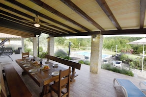 Villa, 3 soverom, privat basseng, hageutsikt | Terrasse/patio