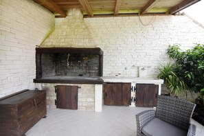 Villa, 3 Bedrooms, Private Pool, Garden View | Property grounds - Villa With Private Pool and Garden Retreat (Groznjan)