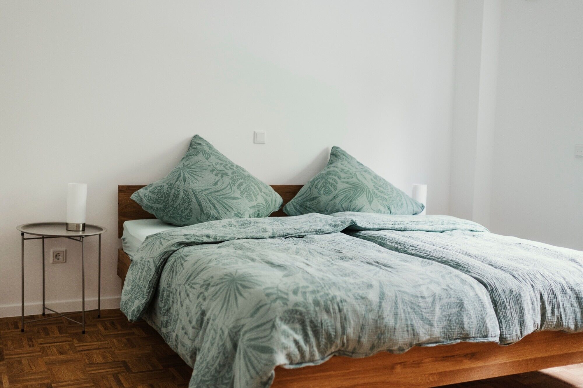 Bügeleisen/Bügelbrett, Bettwäsche