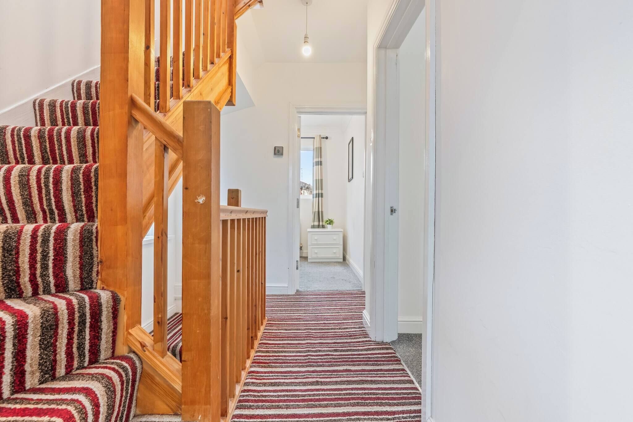 House, 5 Bedrooms | Interior