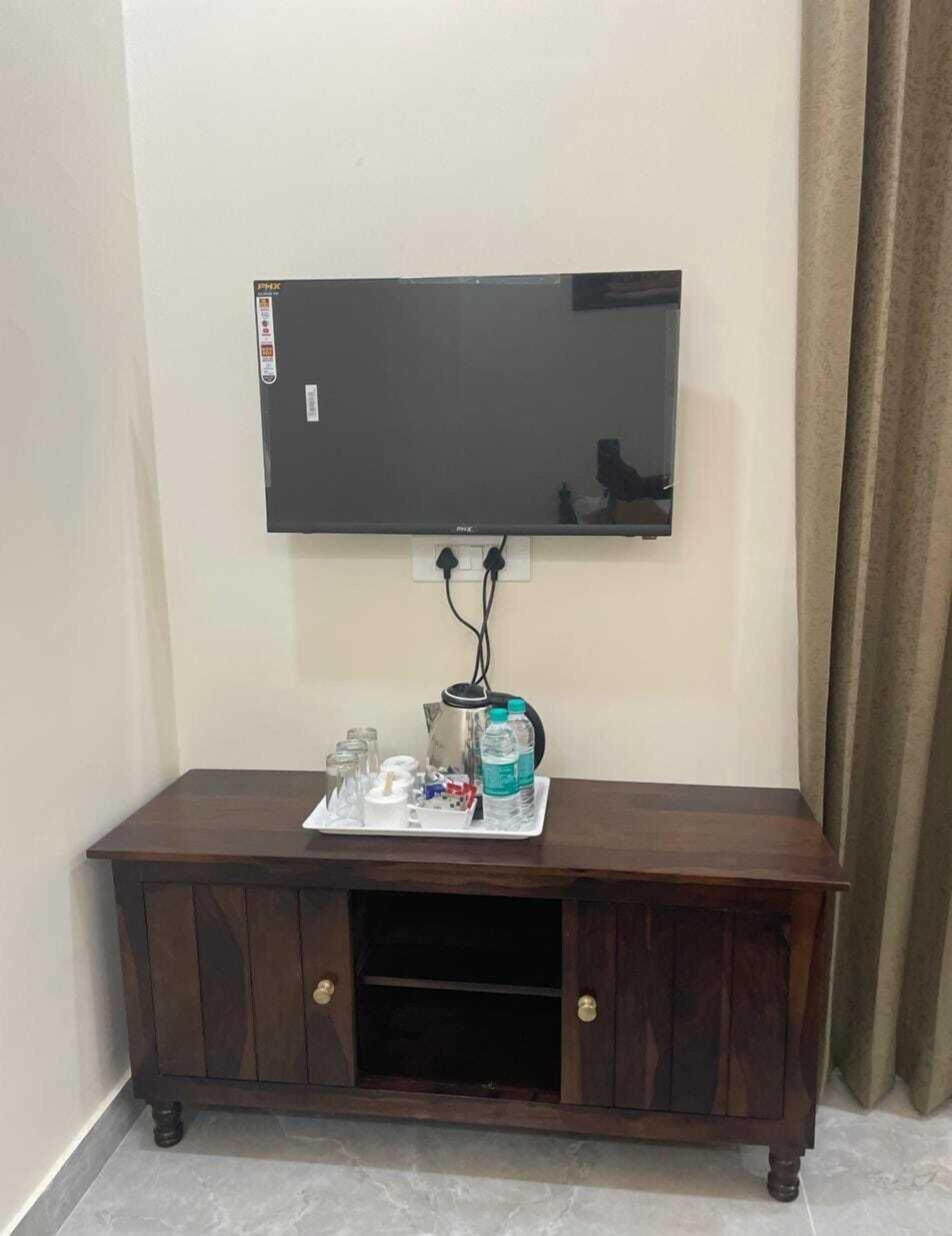 Kamar Double Deluks, pemandangan kebun | Meja kerja dan Wi-Fi gratis