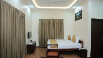 Superior Double Room, Garden View