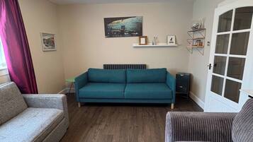 Apartamento, 2 habitaciones | Sala de estar