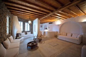 Interior - Topos exclusive Mykonos- Villa Poseidon (Agios Ioannis Diakoftis)