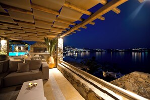 Terrace/patio - Topos exclusive Mykonos- Villa Poseidon (Agios Ioannis Diakoftis)