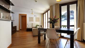 Appartamento, balcone, vista montagna (Corno Baitone A4) | Pasti