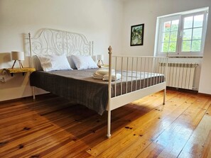 Bügeleisen/Bügelbrett, kostenloses WLAN, Bettwäsche, Rollstuhlgeeignet