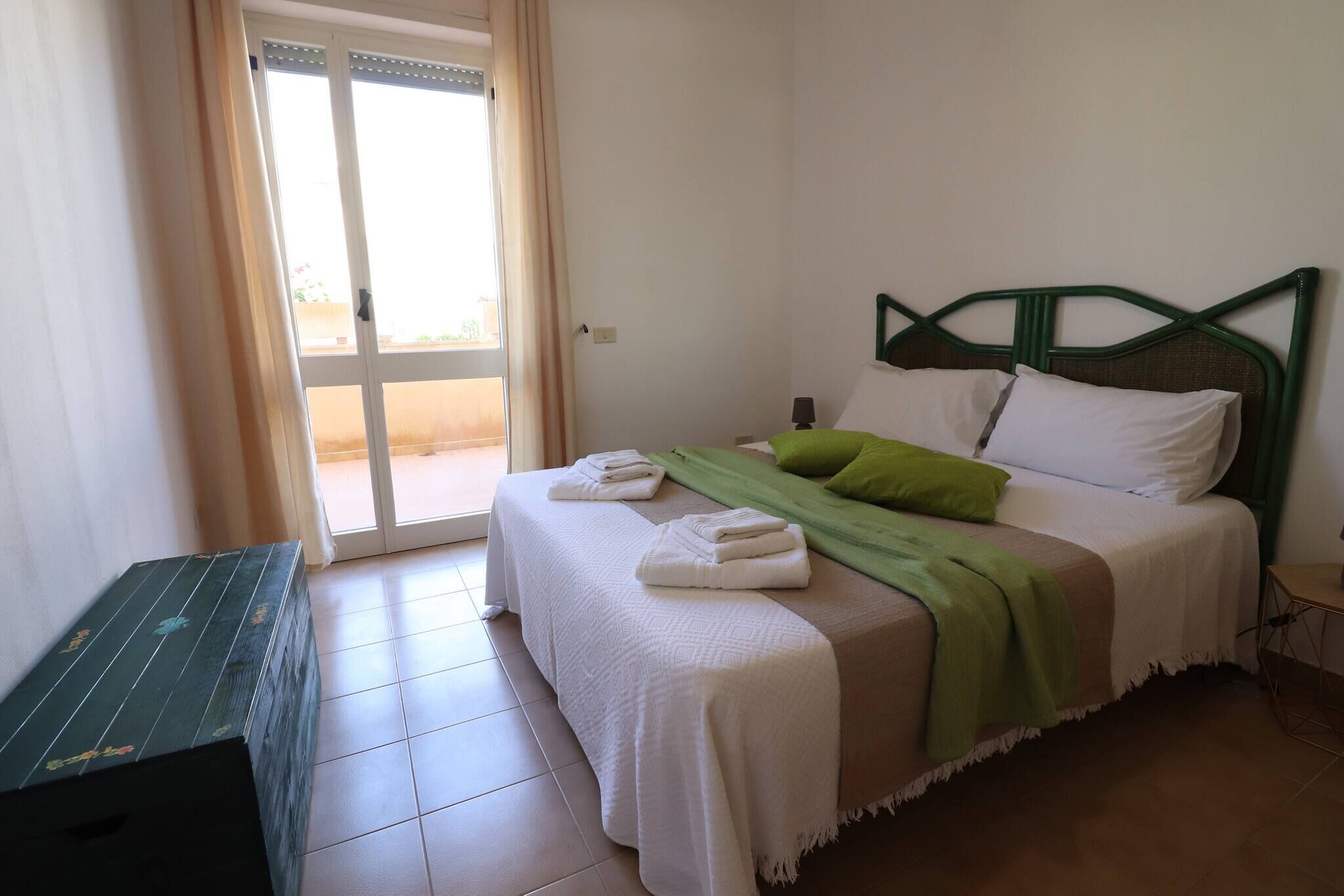 3 chambres, fer et planche à repasser, accès Internet, draps fournis