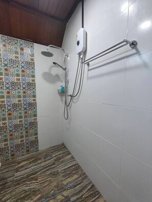House, 1 Bedroom, Smoking, Garden View | Bilik Mandi