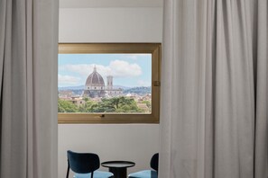 Interior - Modern Apartment with Skyline Views (Firenze)