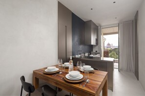 Dining - Modern Apartment with Skyline Views (Firenze)