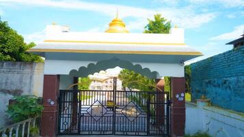 EntrĂ©e de lâhĂ©bergement