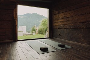 Interior - Montenido - Rustic mountain farmhouse with infrared sauna and swimming pond (Oberau)