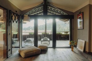 Interior - Montenido - Rustic mountain farmhouse with infrared sauna and swimming pond (Oberau)
