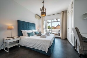 5 bedrooms, iron/ironing board, WiFi, bed sheets - Villa Parcelas Del Golf | Private Pool Family Marbella Escape (Marbella)