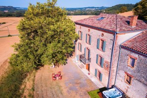 Exterior - Casa Lounell: Pool, Spa, Sauna & Games Room in the Tarn Countryside (Graulhet)
