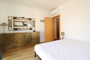 WiFi, bed sheets - Villa GrandVale (Castro Marim)