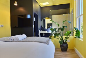 House, Smoking | 3 bedrooms - Bo-kaap Elegance Historic Luxury Mountain Views (Cape Town)