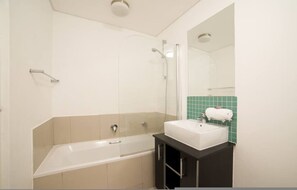 House | 3 bedrooms - 5th Floor - City Center 3bed Central and Spacious (Cape Town)