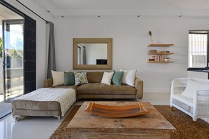 House - Modern 2-bed Green Point Haven Stylish Central (Cape Town)