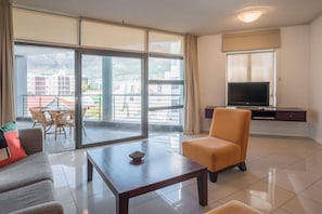 House - 6th Floor - 3bed City Center Spacious Secure (Cape Town)