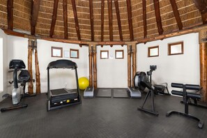 Apartment - Planet Africa Studio Pool Gym BBQ (Cape Town)