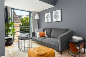 House - Planet Africa Studio Pool Gym (Cape Town)