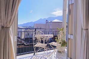 Apartment | 1 bedroom - Serene Franschhoek One Bed With Breathtaking Views (Franschhoek)