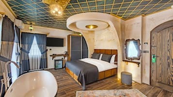 Signature-rum - badkar | SÀngtillbehör av högsta kvalitet, memory foam-madrasser och minibar