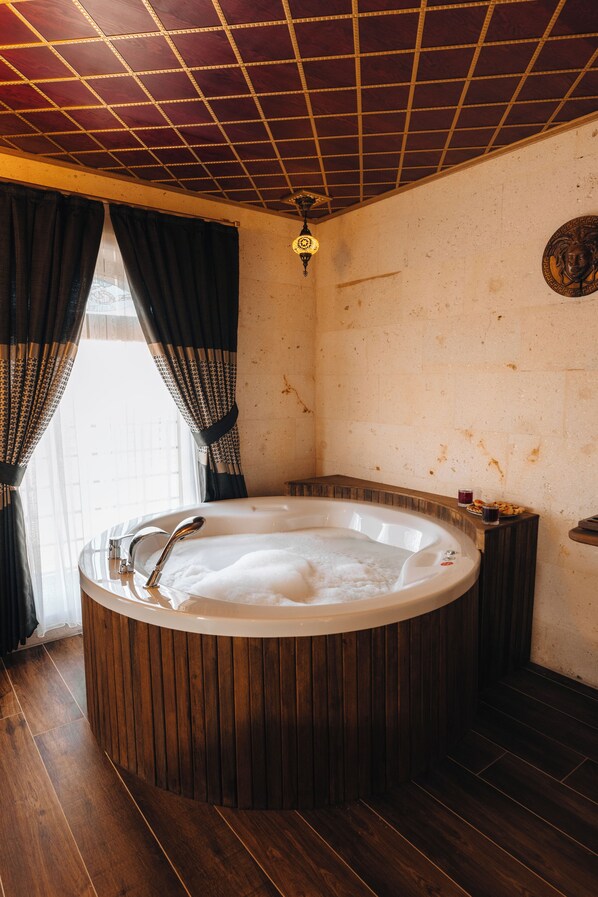 Deluxe Room | Premium bedding, memory-foam beds, minibar, iron/ironing board - Nora Inn Cappadocia (Nevşehir)