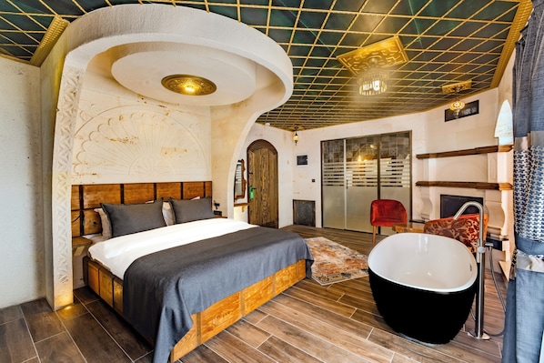 Habitación Prestigio, tina | Ropa de cama de alta calidad, camas con efecto memoria y minibar 
