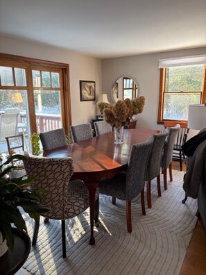 Dining - Fabulous 6-bedroom 3 bath house w swimming pool, Pool House near 1st Encounter. (Eastham)
