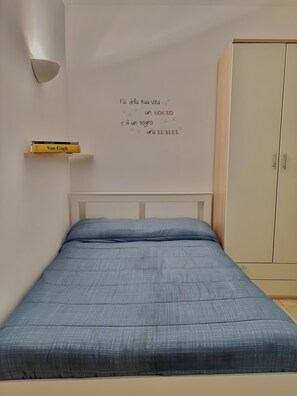 Fer et planche à repasser, Wi-Fi, draps fournis