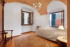 2 Schlafzimmer, Bügeleisen/Bügelbrett, WLAN