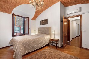 2 bedrooms, iron/ironing board, WiFi - Apartment 'City On The Beach' with Sea View, Wi-Fi and Air Conditioning (Rapallo)