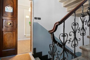 Interior - Apartment 'La Casa Del Marinaio' with Wi-Fi and Air Conditioning (Rapallo)